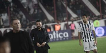 Talleres empezó arriba ante Lanús, y perdió más que tres puntos. Instituto tampoco lo pudo aguantar ante River (Facundo Luque / La Voz).