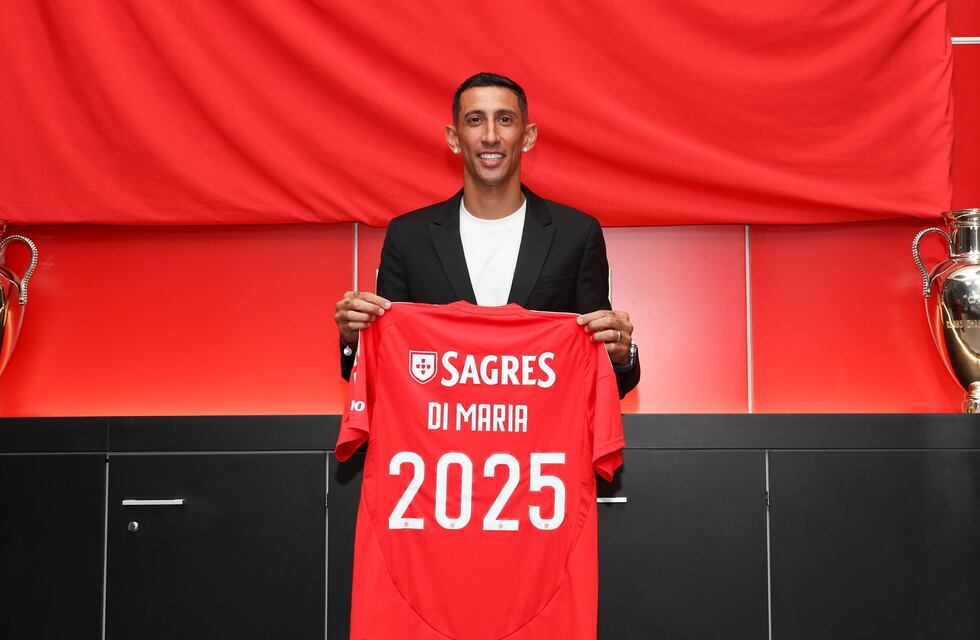 Benfica presentó a Ángel Di María tras el conflicto en Rosario Central