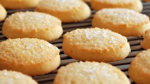 Cómo es la receta de las galletas espumita.