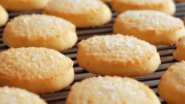 Cómo es la receta de las galletas espumita.