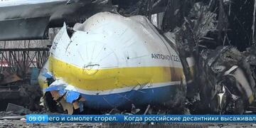 Publicaron un video de cómo quedó el avión más grande del mundo tras un ataque del ejército ruso.