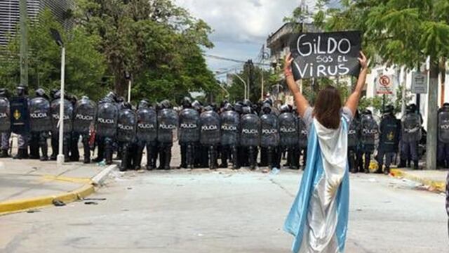 Represión en Formosa tras manifestaciones en contra de volver a la fase 1 del ASPO en la provincia.