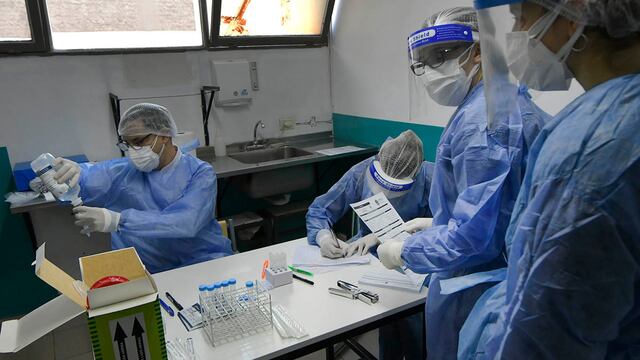Avanza un proyecto para que trabajadores de la salud bonaerenses viajen gratis en transporte público