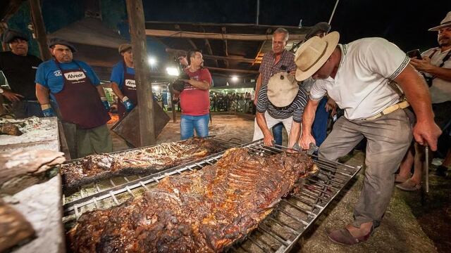 Fiesta del Asado con Cuero