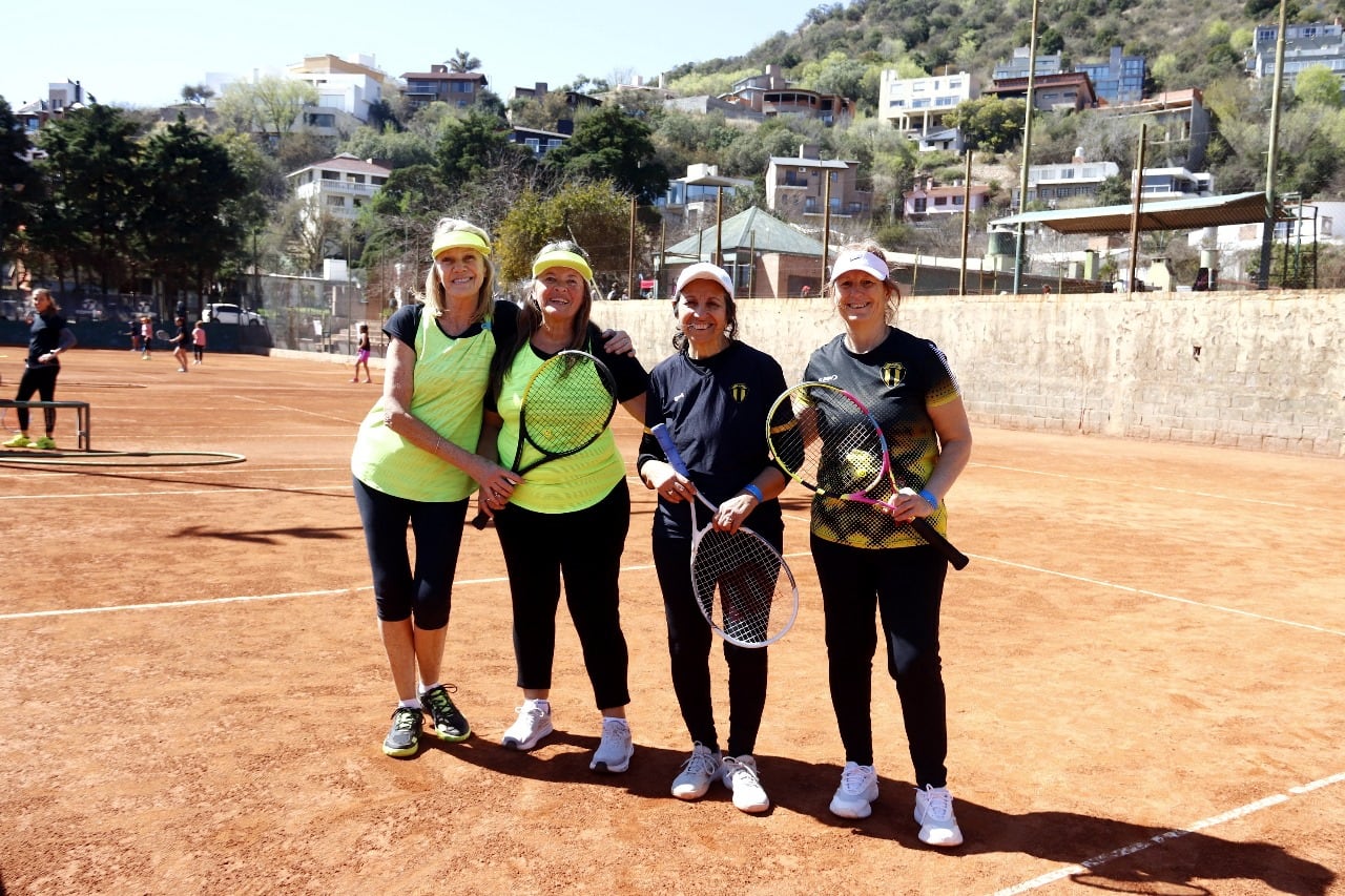 Lady Tennis 2025: Villa Carlos Paz recibió a cientos de tenistas de todo el país