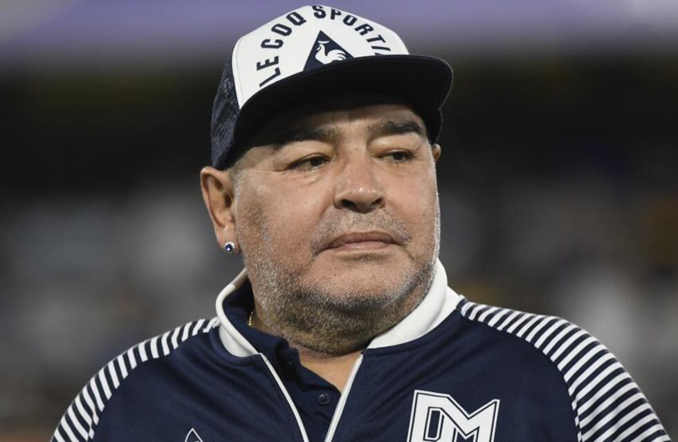 Los cuatro custodios de Maradona en Brandsen aseguraron que consumía alcohol