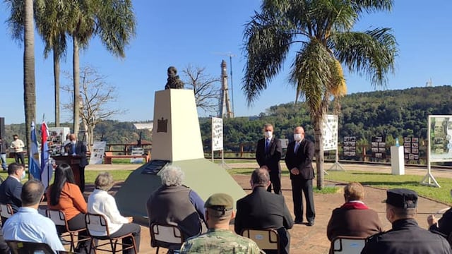 Iguazú conmemoró los 120 años cumplidos en un acto en el Hito Fundacional