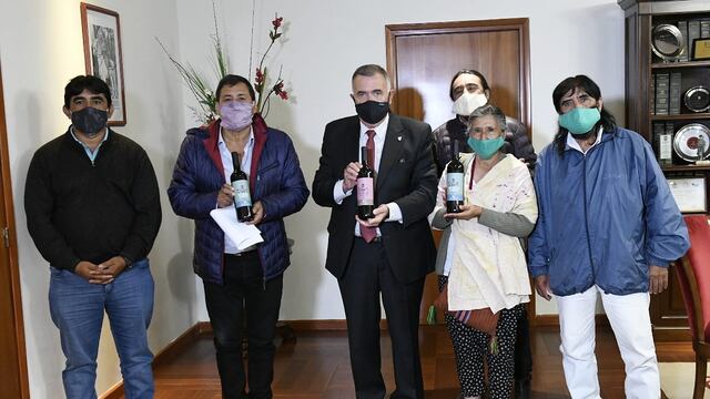 Legislatura: Jaldo recibió a comunidades indígenas de Amaicha del Valle