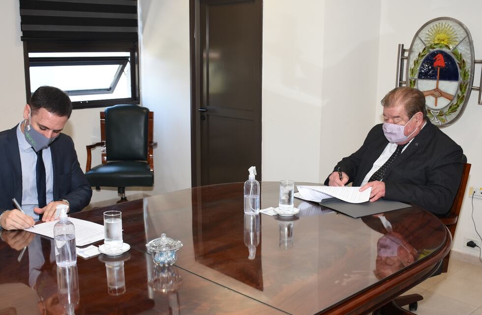 La UNCAUS y el STJ firmaron convenio de pasantías para la carrera de Licenciatura en Psicología