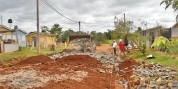 Diferentes frentes de obra se realizan de manera simultánea en varias localidades de Misiones.