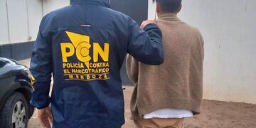 El joven de 18 años quedó detenido e incomunicado.