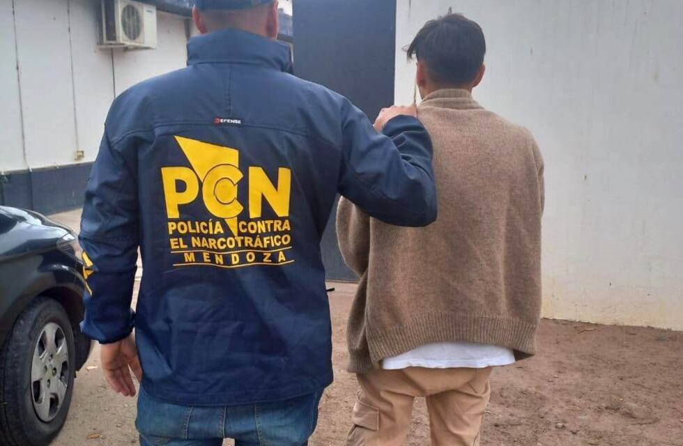 Vendía droga a los alumnos a la salida de una escuela en San Rafael