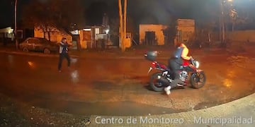 Policía mató a tiros a un motochorro en Moreno (Captura de video)