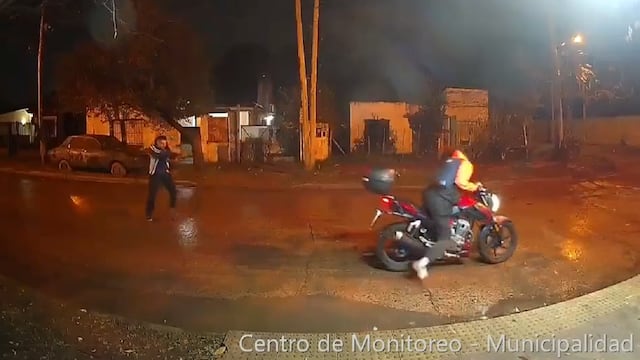Policía mató a tiros a un motochorro en Moreno (Captura de video)
