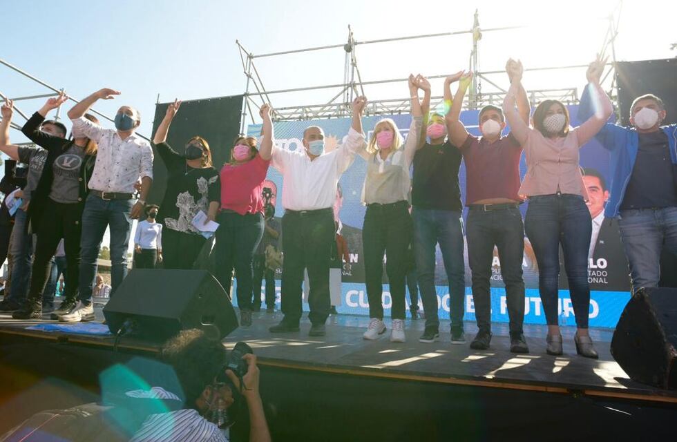 Manzur: “Después de ver lo que estoy viendo, siento que es la antesala del triunfo del peronismo del domingo”