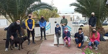 La juventud de Bien Común reacondicionó la plazoleta Cabo Vázquez.