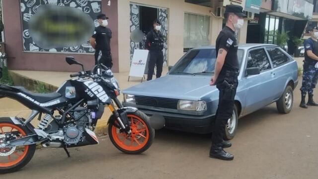 Efectivos policiales secuestran automóvil con dominio adulterado en Bernardo de Irigoyen.