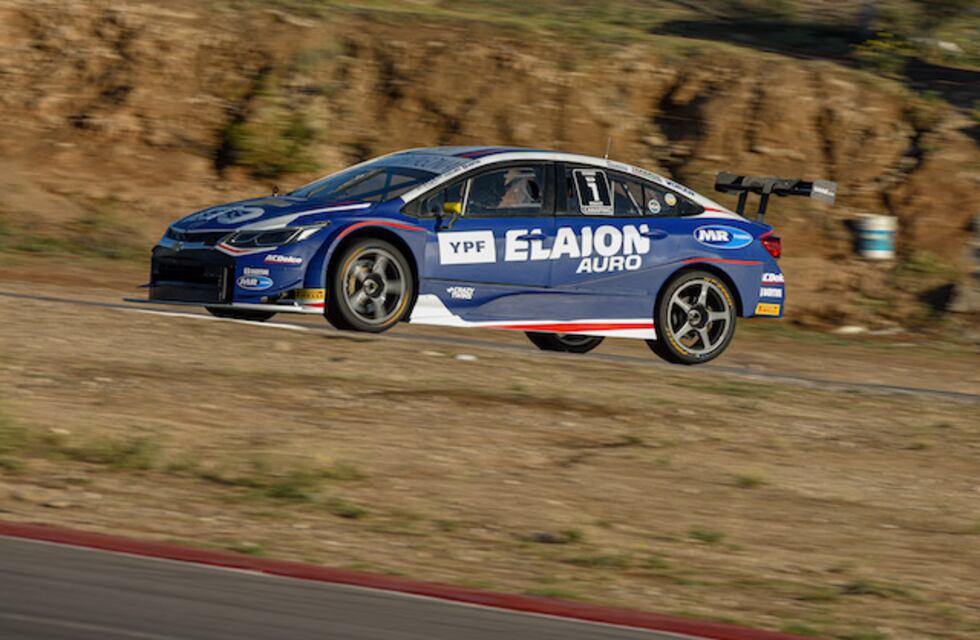 TC2000: Agustín Canapino dominó en Bahía Blanca