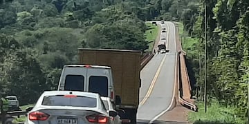 Reparan el puente Paranaí entre El Alcázar y Caraguatay.