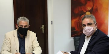 Raúl Jalil firmó un convenio con el Ministerio de Desarrollo Territorial y Hábitat para la construcción de viviendas en el interior
