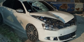 Después de atropellar violentamente a Cecilia Florencia Gregorio, Joel Alberto Liquitay quiso ocultar su vehículo, que mostraba claramente la magnitud del mortal impacto.