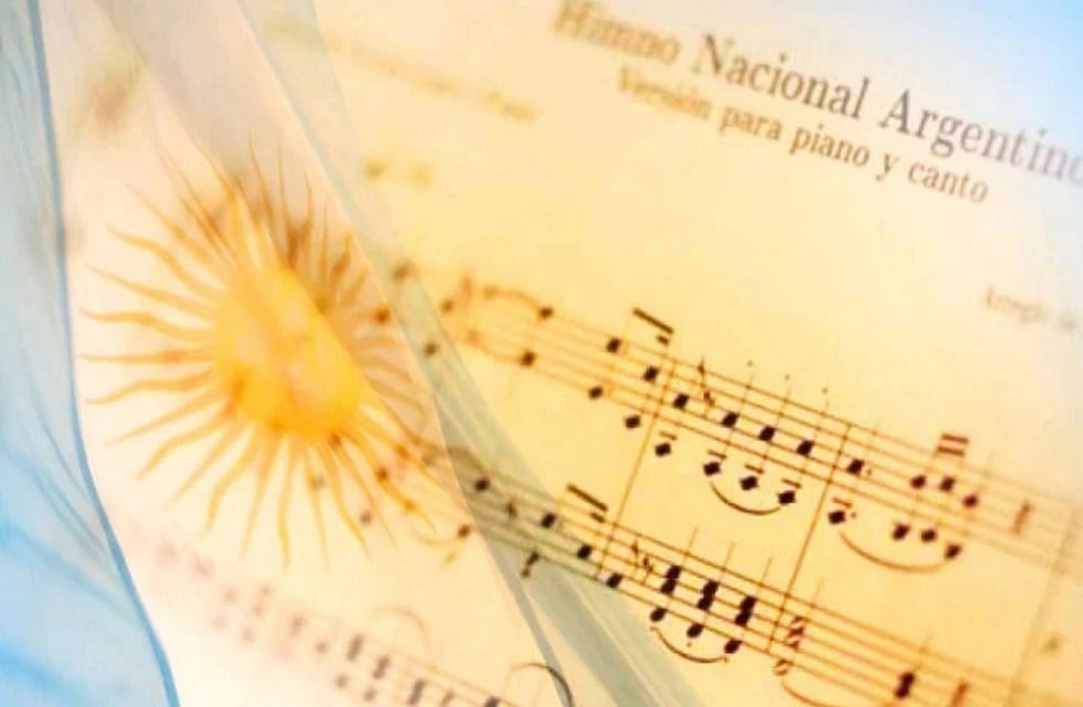 Se le preguntó a la IA: ‘¿Cómo sería el Himno Nacional Argentino escrito en 2025?’, y su respuesta sorprendió