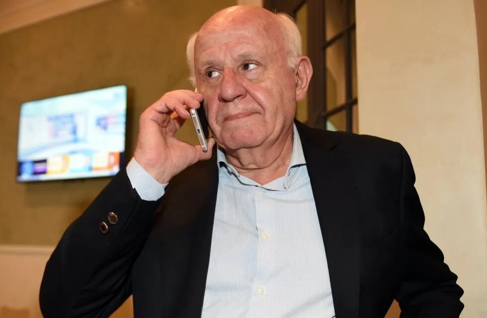 Video: Asaltaron al concejal y periodista Miguel Ángel Tessandori a punta de pistola en Rosario