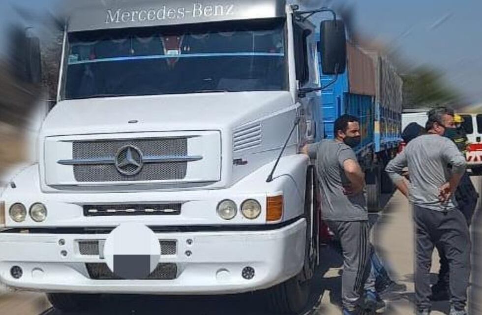 Tragedia en Despeñaderos: atropelló a su sobrino mientras corría un camión