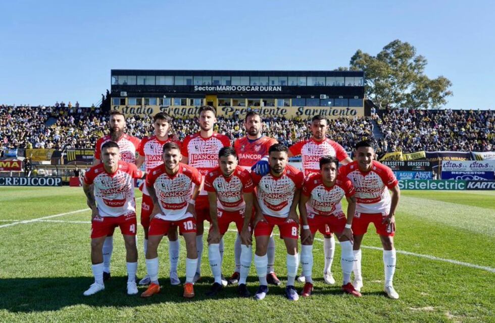 Vídeo: el resumen del gran triunfo de Instituto, para acomodarse otra vez arriba