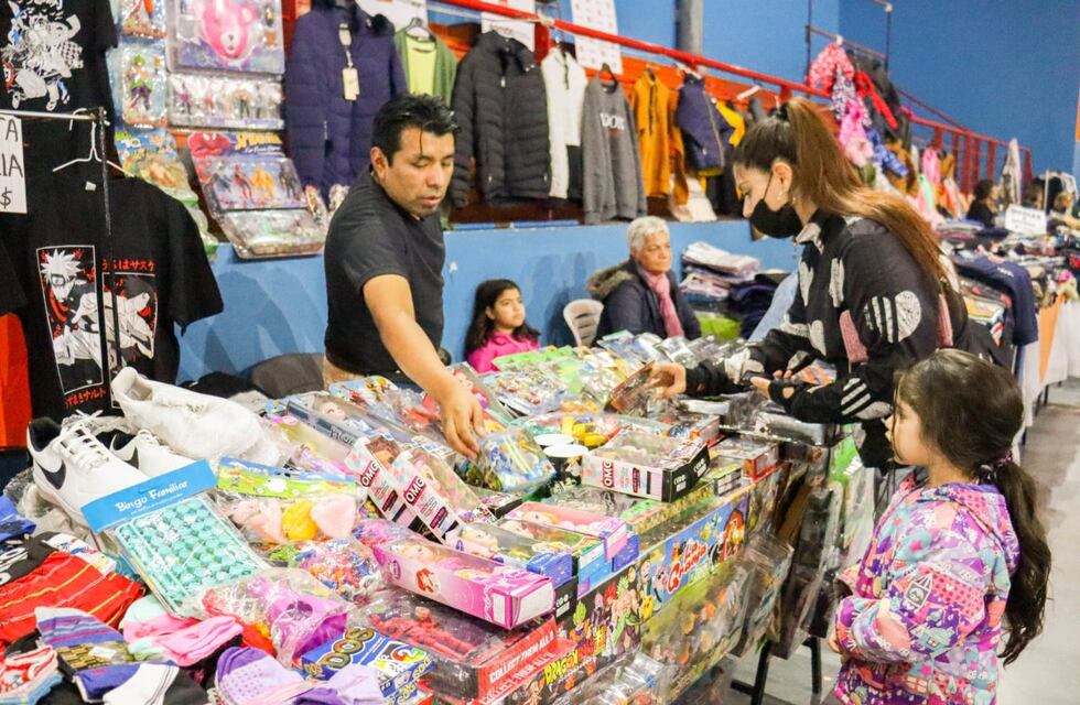 Gobierno acompaña la promoción de la economía local a través de las ferias populares