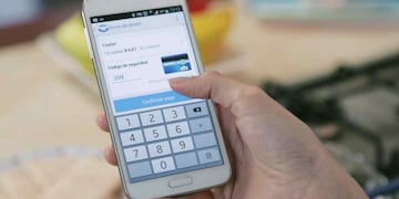 Envió por error una importante suma de dinero por la aplicación móvil.