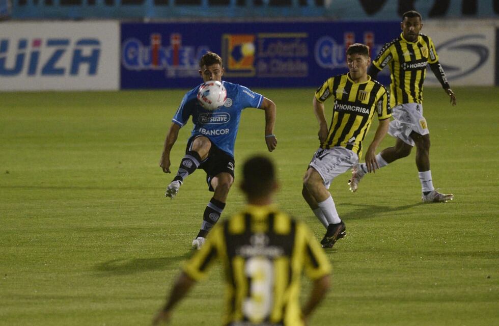 Belgrano perdió frente a Almirante Brown que ya le sacó ocho puntos de diferencia