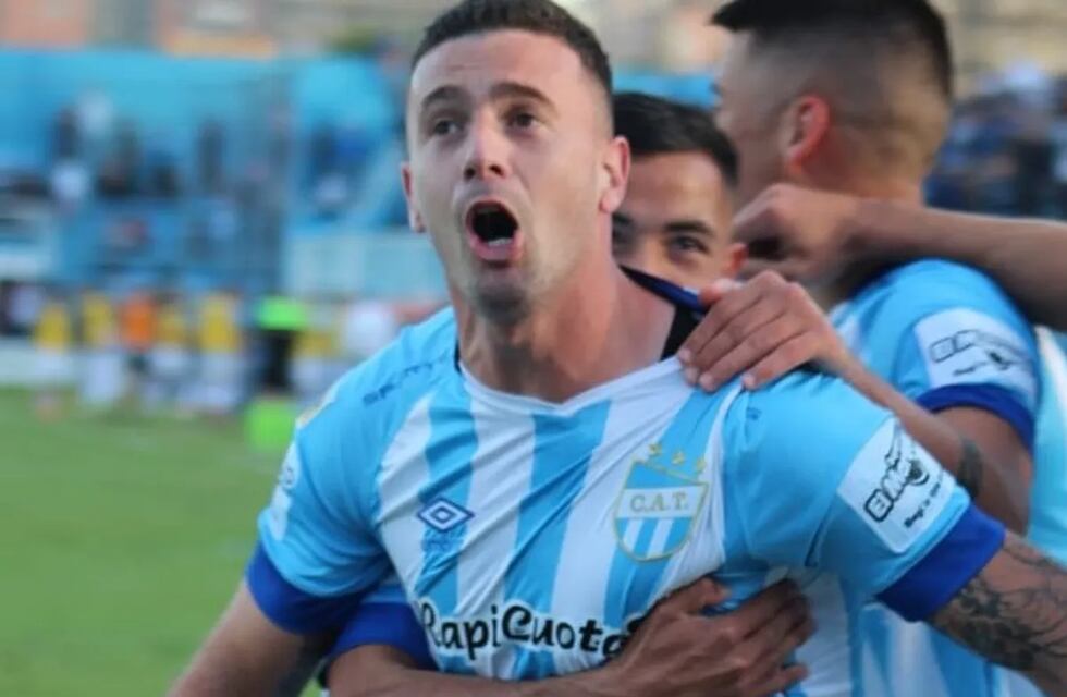 Ramiro Carrera con un golazó abrió en marcador en San Lorenzo - Atlético Tucumán