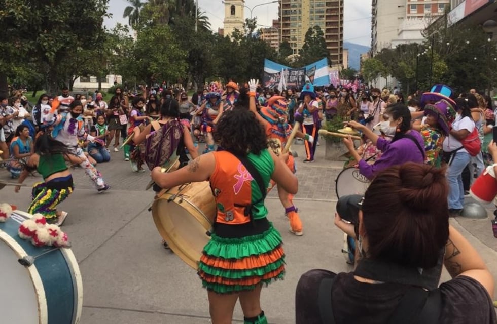 Marchando por sus derechos, también en Jujuy las mujeres hicieron escuchar su voz