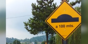 Instalan señalética vial en Colonia Aurora.