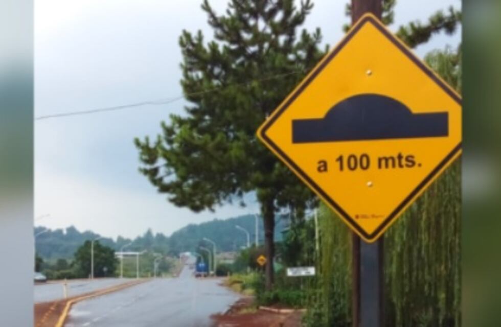 Instalan señalética vial en Colonia Aurora