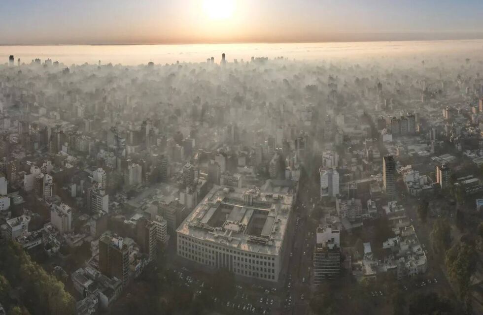 Advierten que el humo seguirá afectando a Rosario aunque haya menos incendios