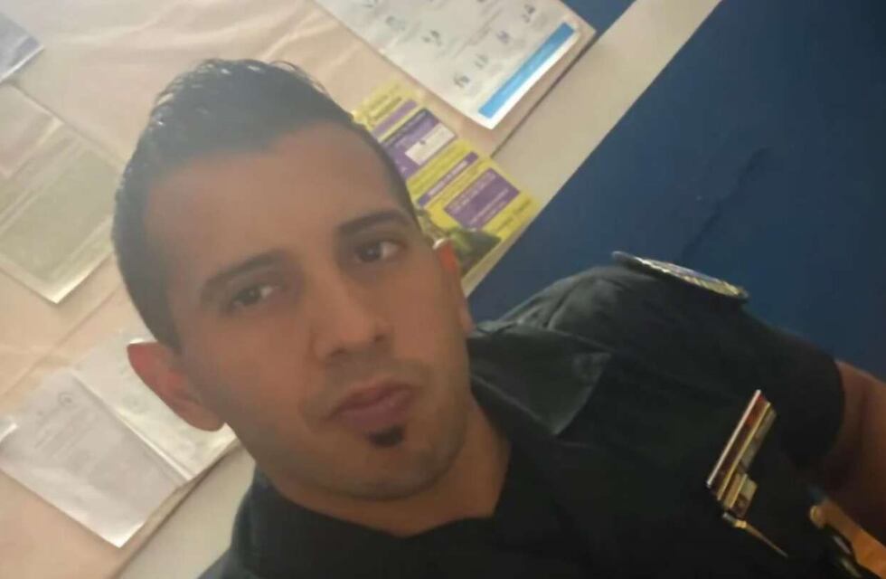 Crimen en Ciudadela: mataron de ocho tiros a un policía delante de su mujer para robarle