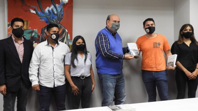 El presidente del PJ Jujuy, Rubén Rivarola recibió a jóvenes de la agrupación "Convergencia" para coordinar la presentación del libro "Néstor, el hombre que cambió todo".