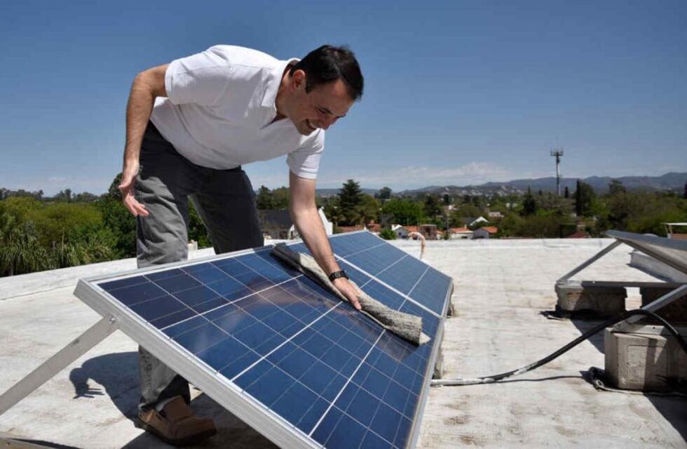 En Mendoza crece la cantidad de usuarios que instalan paneles solares y generan energía que consumen