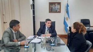 Prevención del cáncer de cuello uterino: Salud analiza avances y planifica futuras acciones.