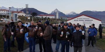 Marcha de antorchas homenaje a la tripulación del Crucero A.R.A "General Belgrano".