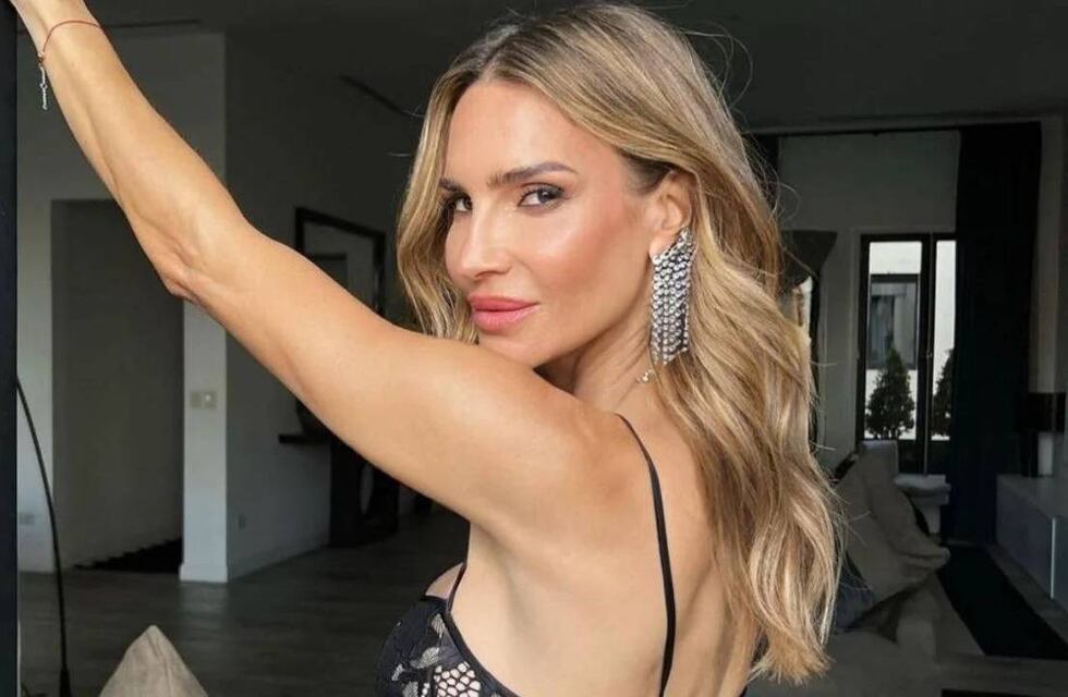 María Vázquez mostró su nueva colección de lencería erótica con encaje, cuero y transparencias