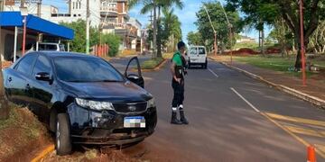 Puerto Iguazú: conductor brasileño manejaba ebrio y despistó.