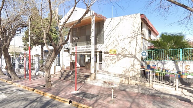Escuela Gregorio Las Heras.