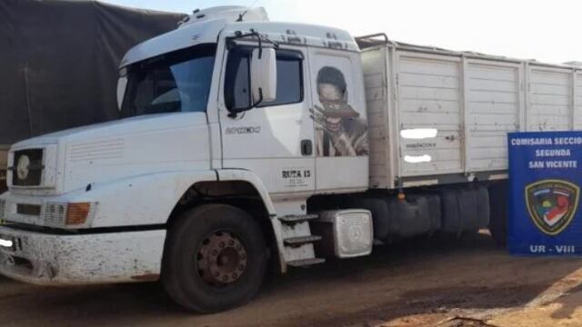 Secuestraron carga de soja sin aval aduanero en San Vicente.