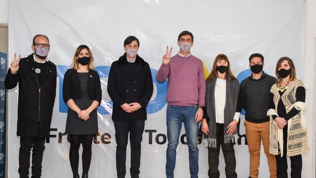 Este lunes mostraron a los precandidatos a concejales y consejeros escolares en Tandil de cara a las PASO del próximo 12 de septiembre.