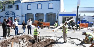Cooperativas trabajan en las remodelaciones viales de la Avenida Santa Fe