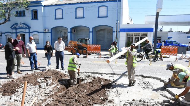 Cooperativas trabajan en las remodelaciones viales de la Avenida Santa Fe
