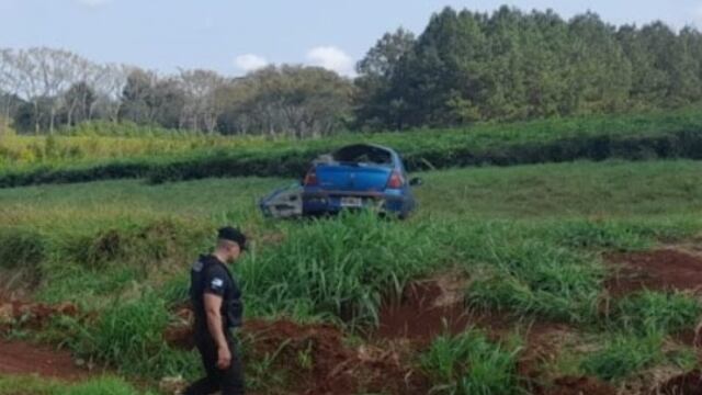 25 de Mayo: hallan abandonado un automóvil que habría despistado.